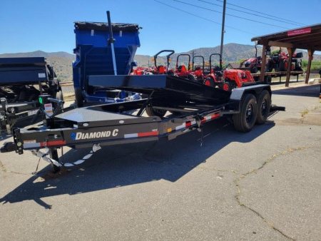 New 2024 Diamond C Trailers HDT207 82X18
