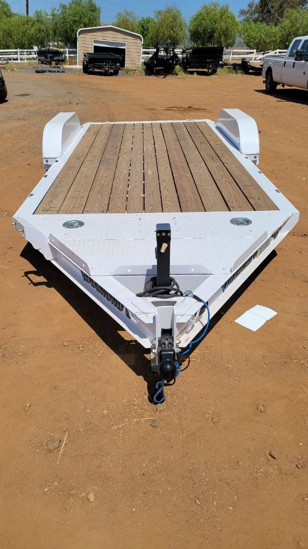 New 2025 DIAMOND C TRAILERS GTF 16X83