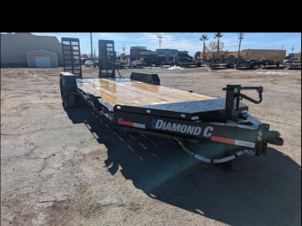 New 2025 DIAMOND C TRAILERS LPX PACESETTER EDITION
