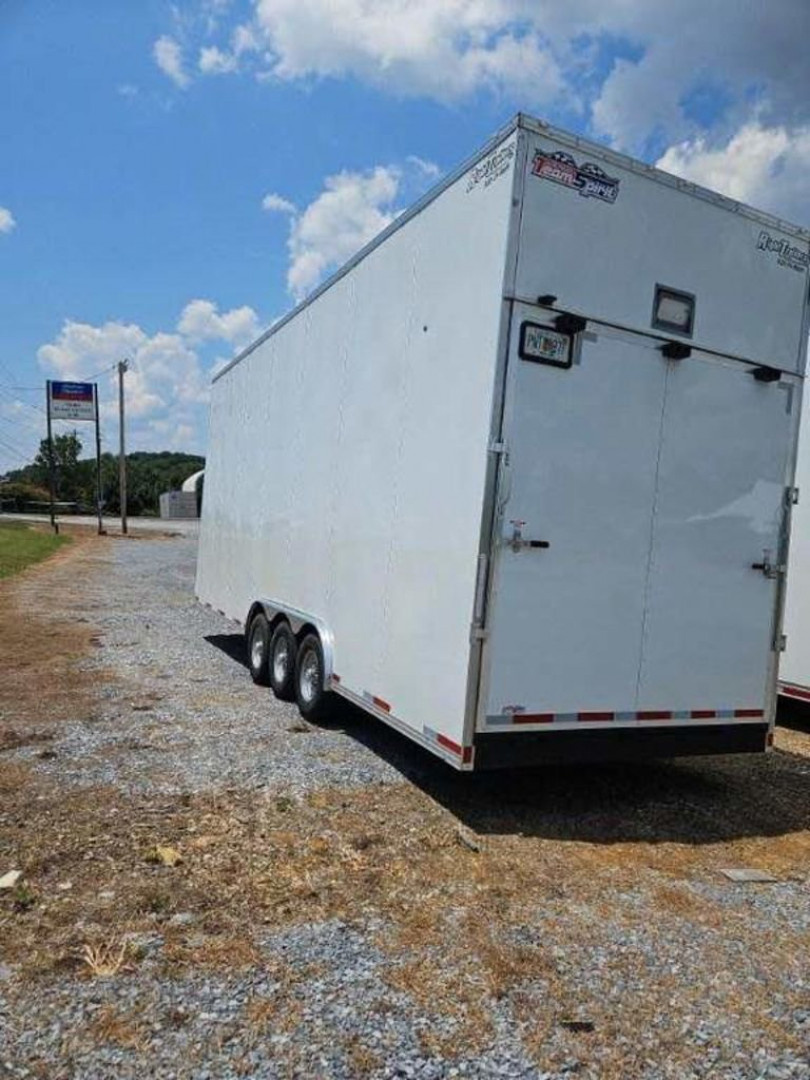 New 2024 8.5x28 Team Spirit Stacker