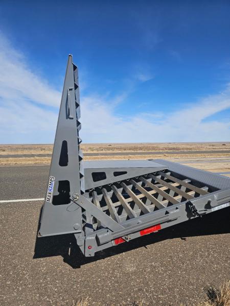 Consignment 2024 Diamond C Trailers FMAX 212 40X102