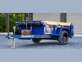 New 2024 Diamond C Trailers GST