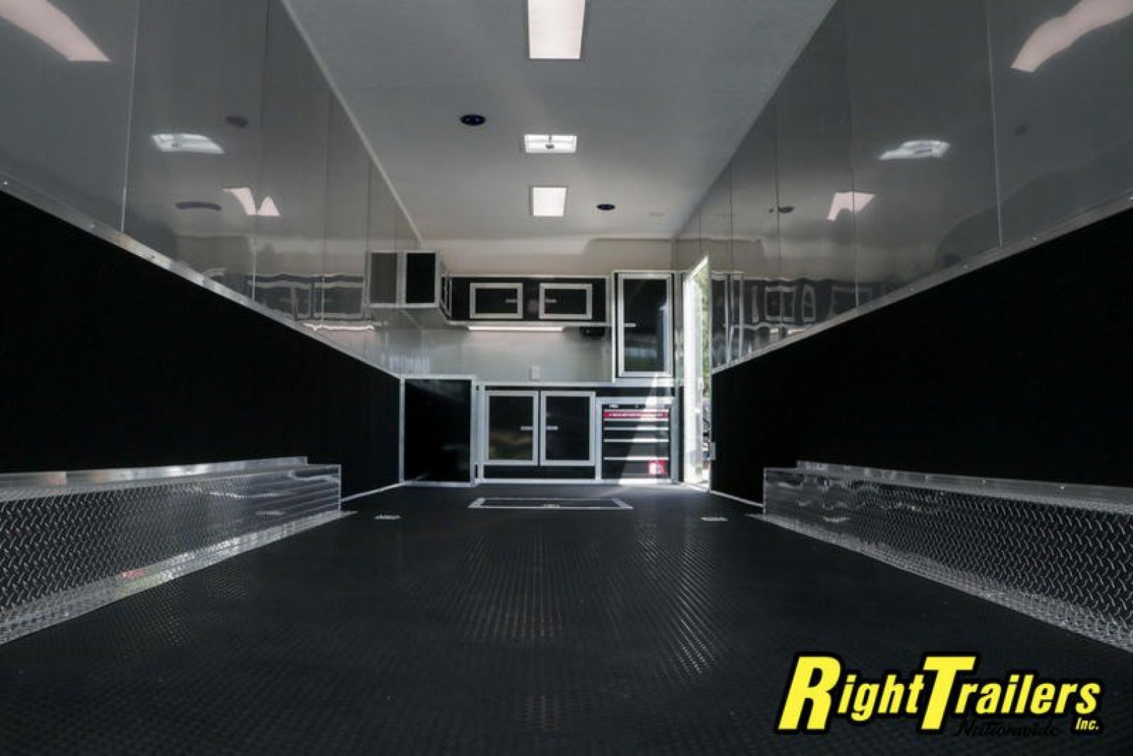 New 2022 8.5x34 Vintage Pro Stock Series Race Trailer P834