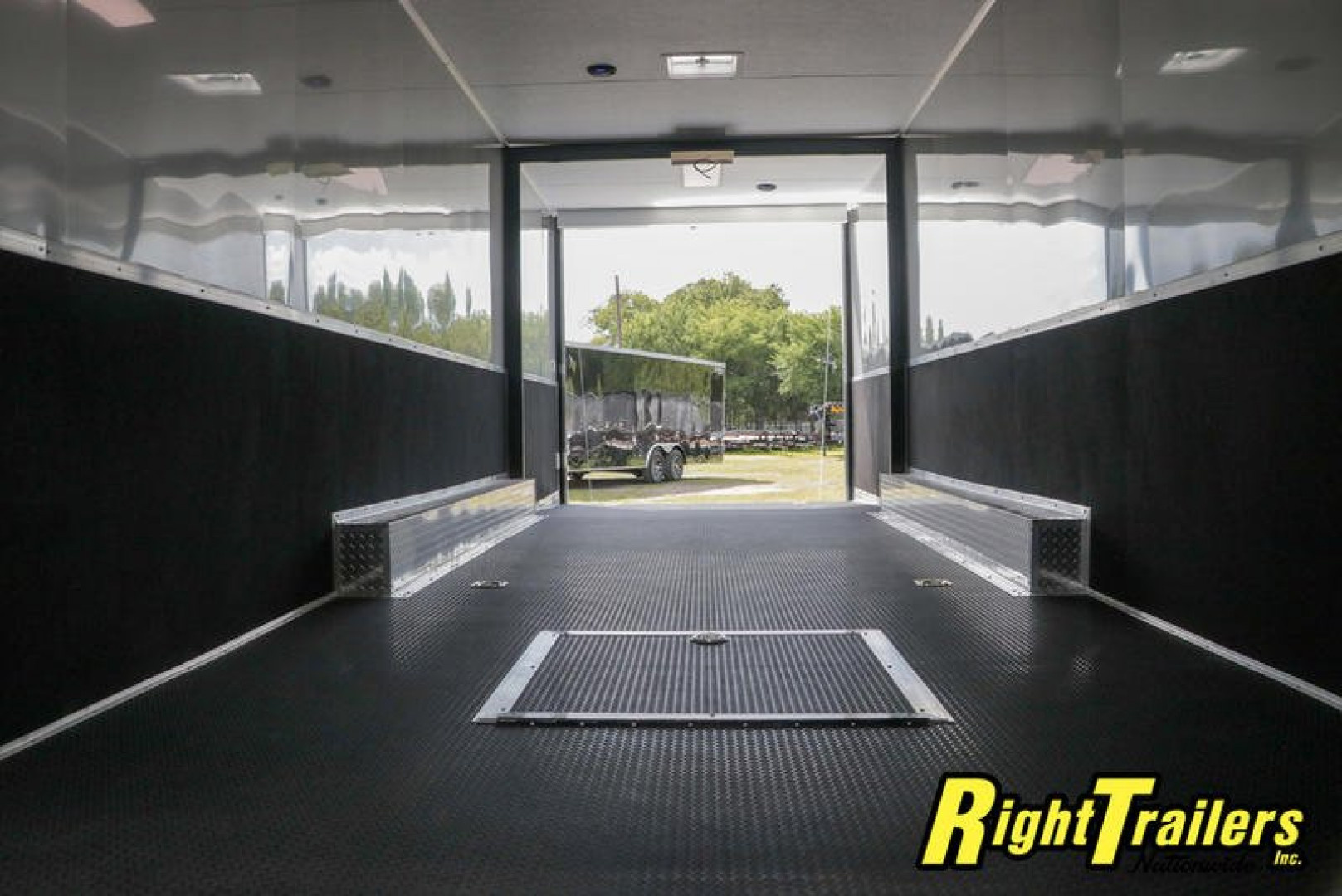 New 2022 8.5x34 Vintage Pro Stock Series Race Trailer P834