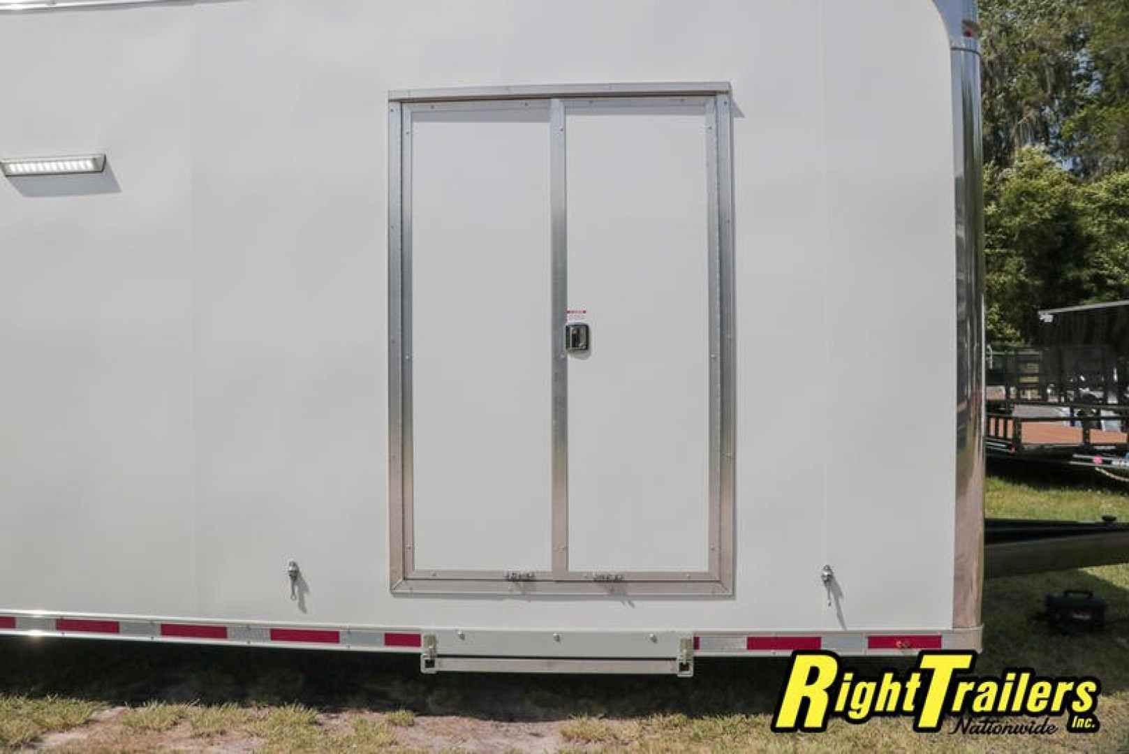 New 2022 8.5x34 Vintage Pro Stock Series Race Trailer P834