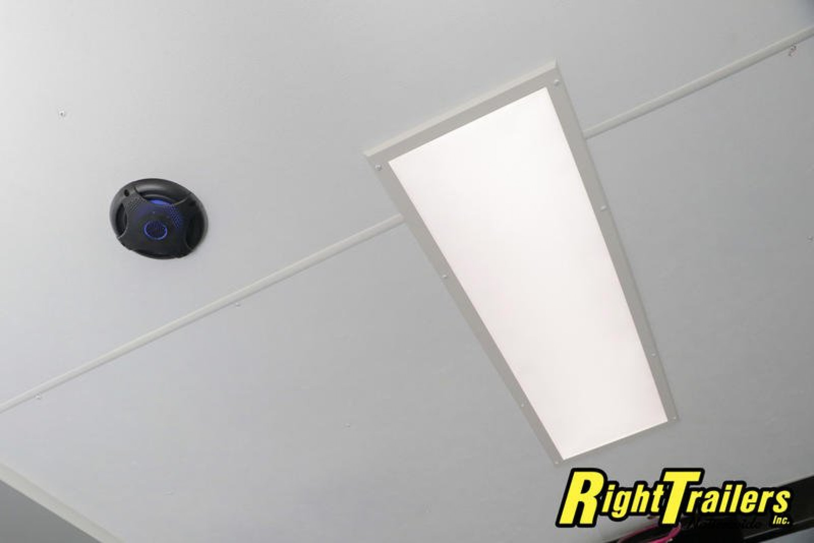 New 2022 8.5x34 Vintage Pro Stock Series Race Trailer P834