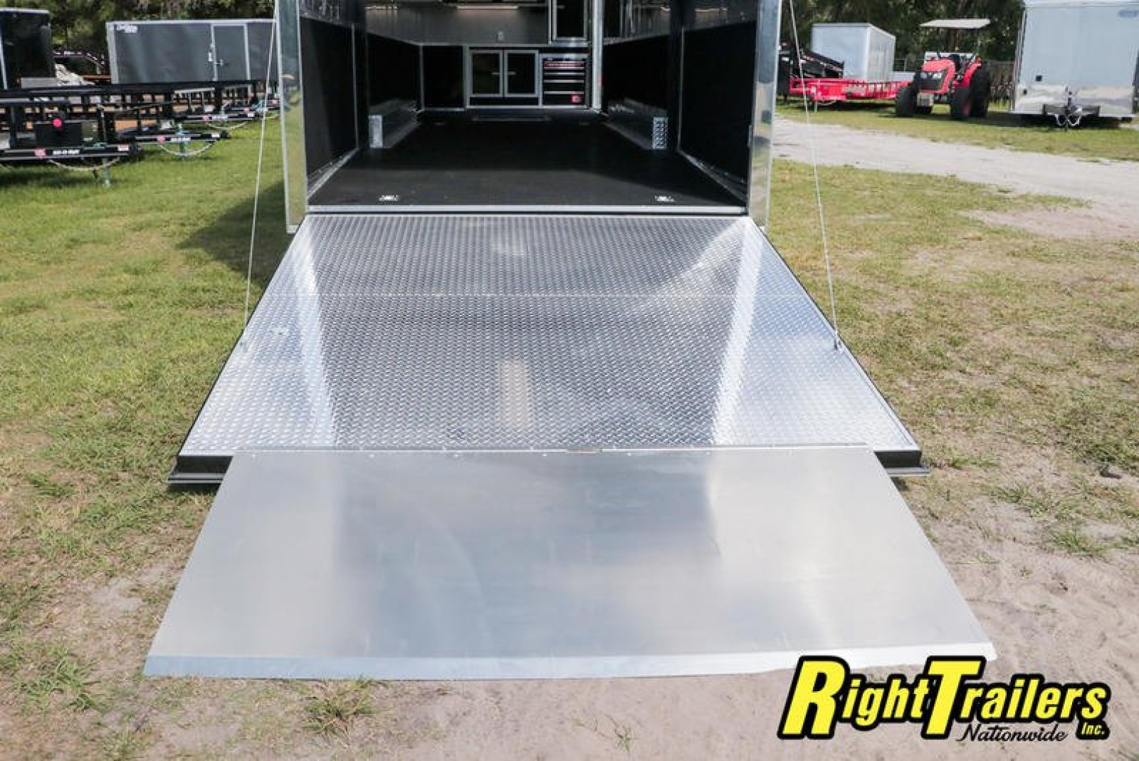 New 2022 8.5x34 Vintage Pro Stock Series Race Trailer P834