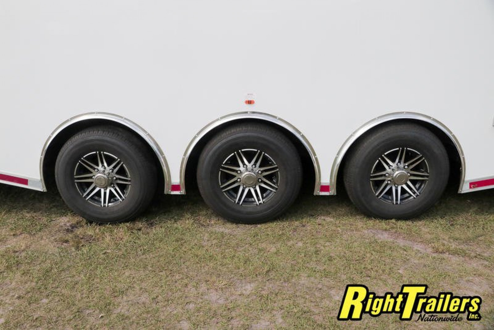 New 2022 8.5x34 Vintage Pro Stock Series Race Trailer P834