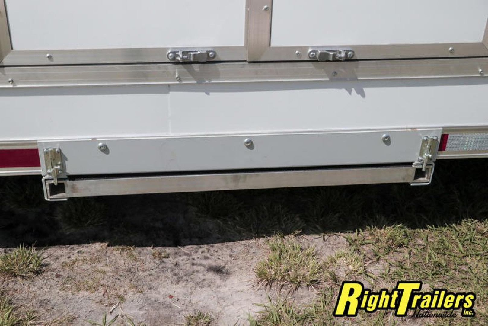 New 2022 8.5x34 Vintage Pro Stock Series Race Trailer P834