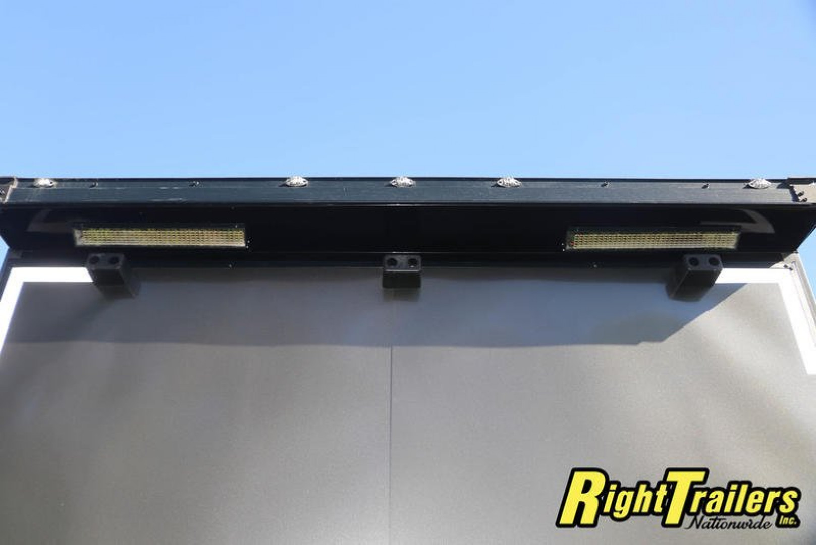 New 2022 8.5x34 Cargo Mate Race Trailer GAEL8.534TTA4