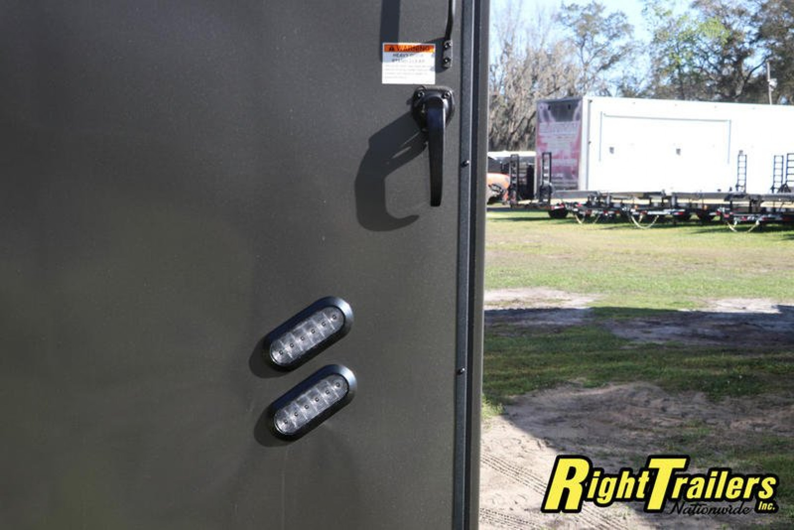 New 2022 8.5x34 Cargo Mate Race Trailer GAEL8.534TTA4