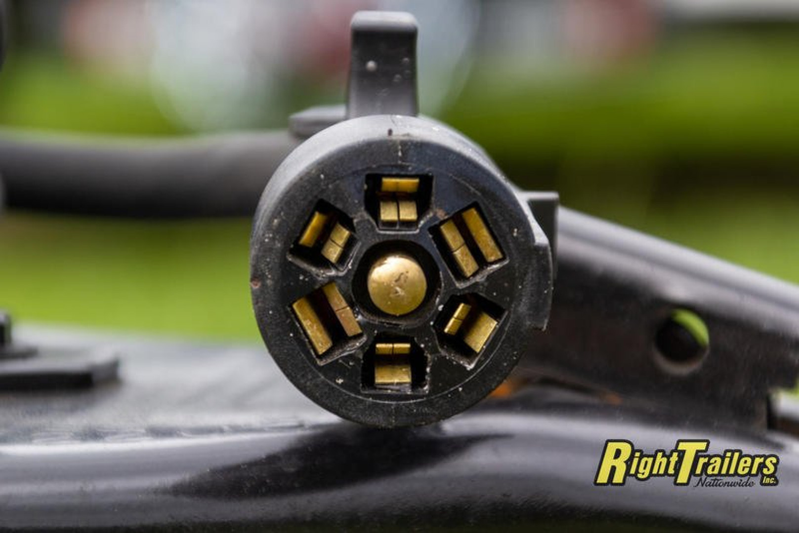 New 2022 8.5x30 Cargo Mate Racing Trailer GAEL8.530TA4