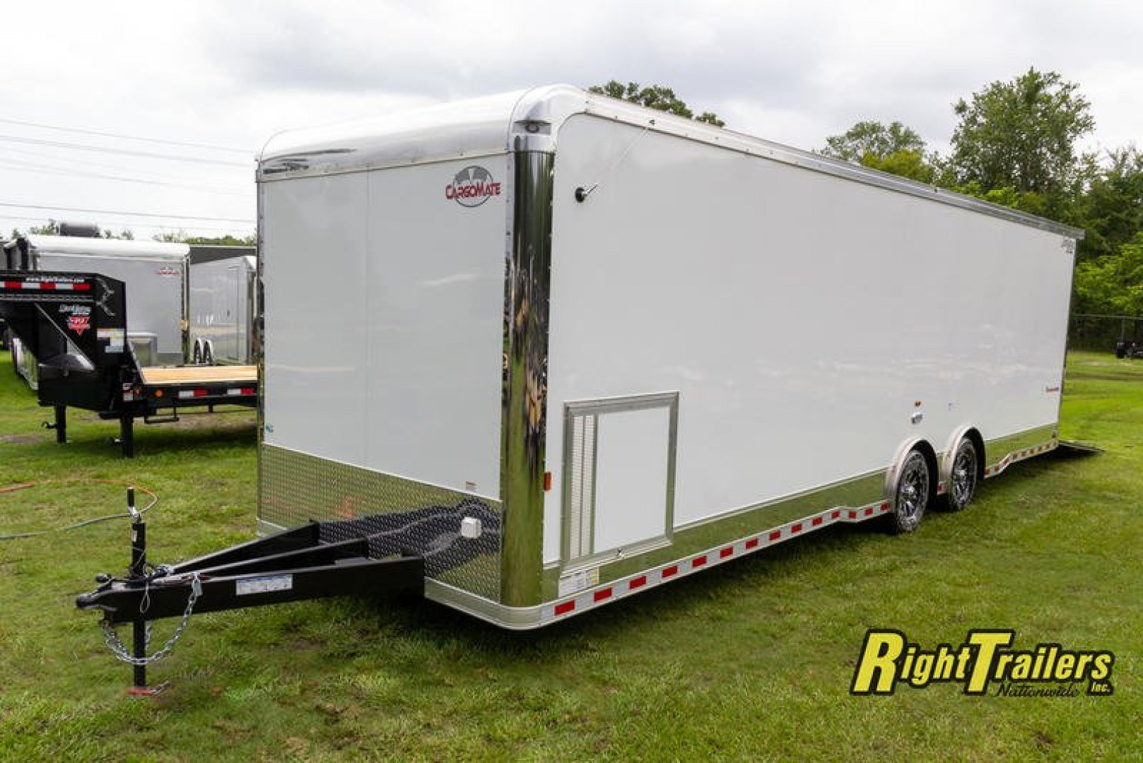 New 2022 8.5x30 Cargo Mate Racing Trailer GAEL8.530TA4