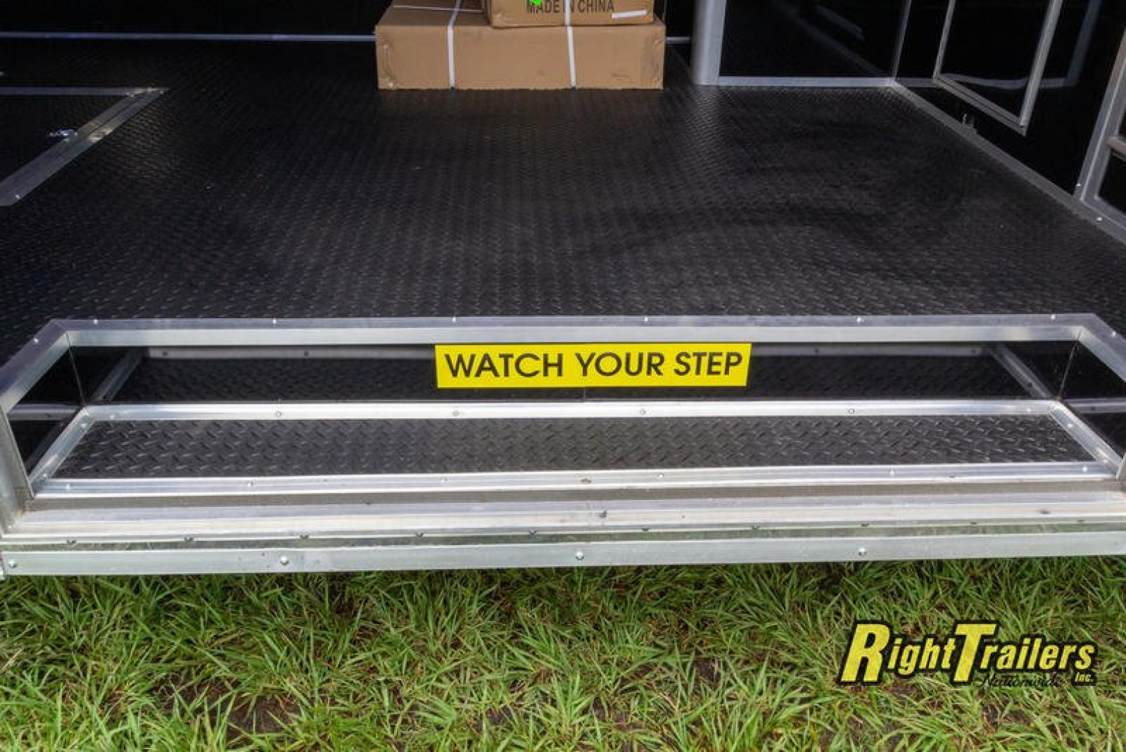 New 2022 8.5x30 Cargo Mate Racing Trailer GAEL8.530TA4