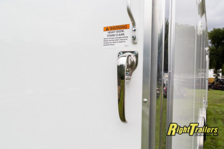 New 2022 8.5x30 Cargo Mate Racing Trailer GAEL8.530TA4