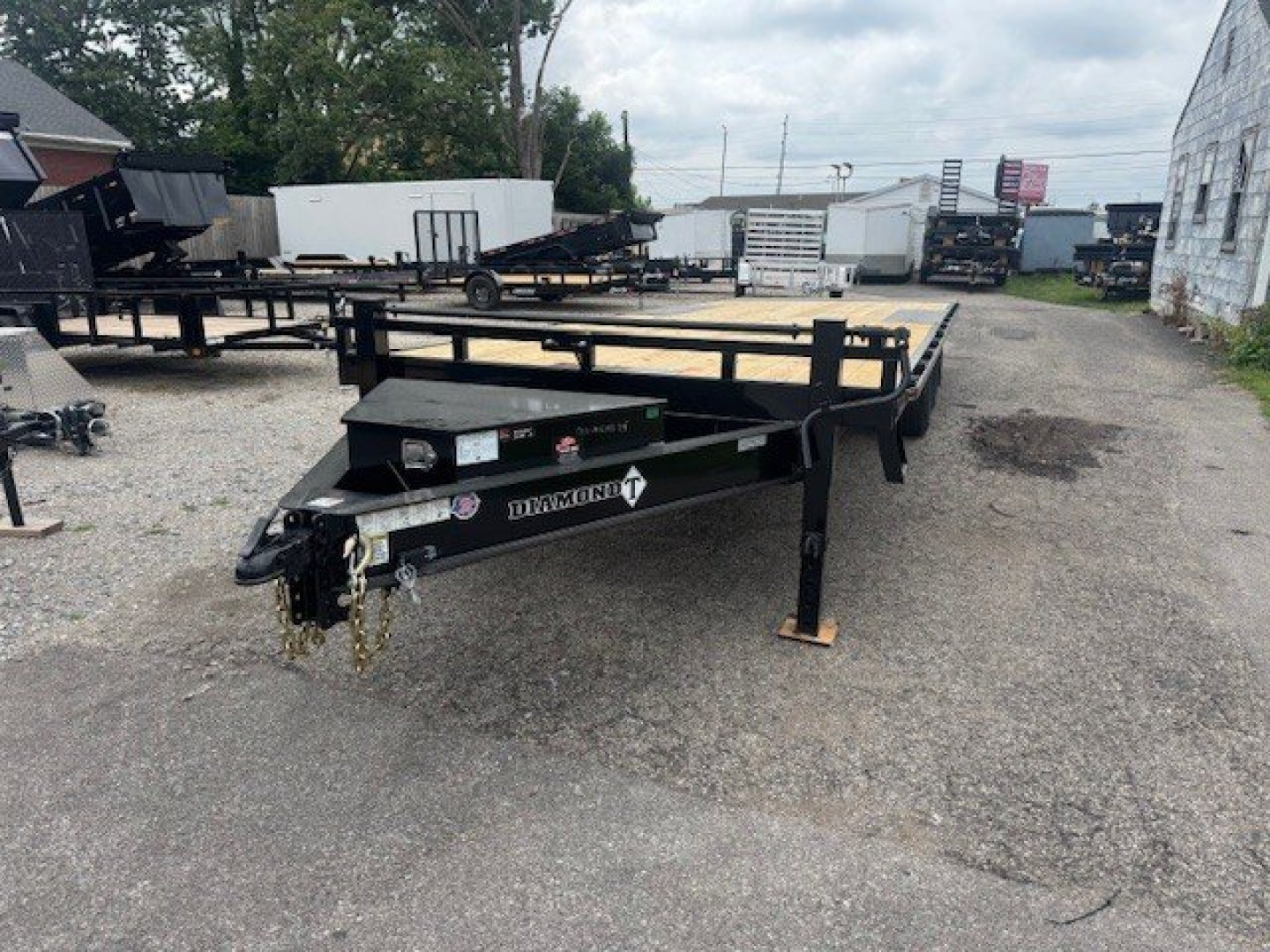 New 2025 Diamond T 102x24 Tilt 14K Tilt Trailer