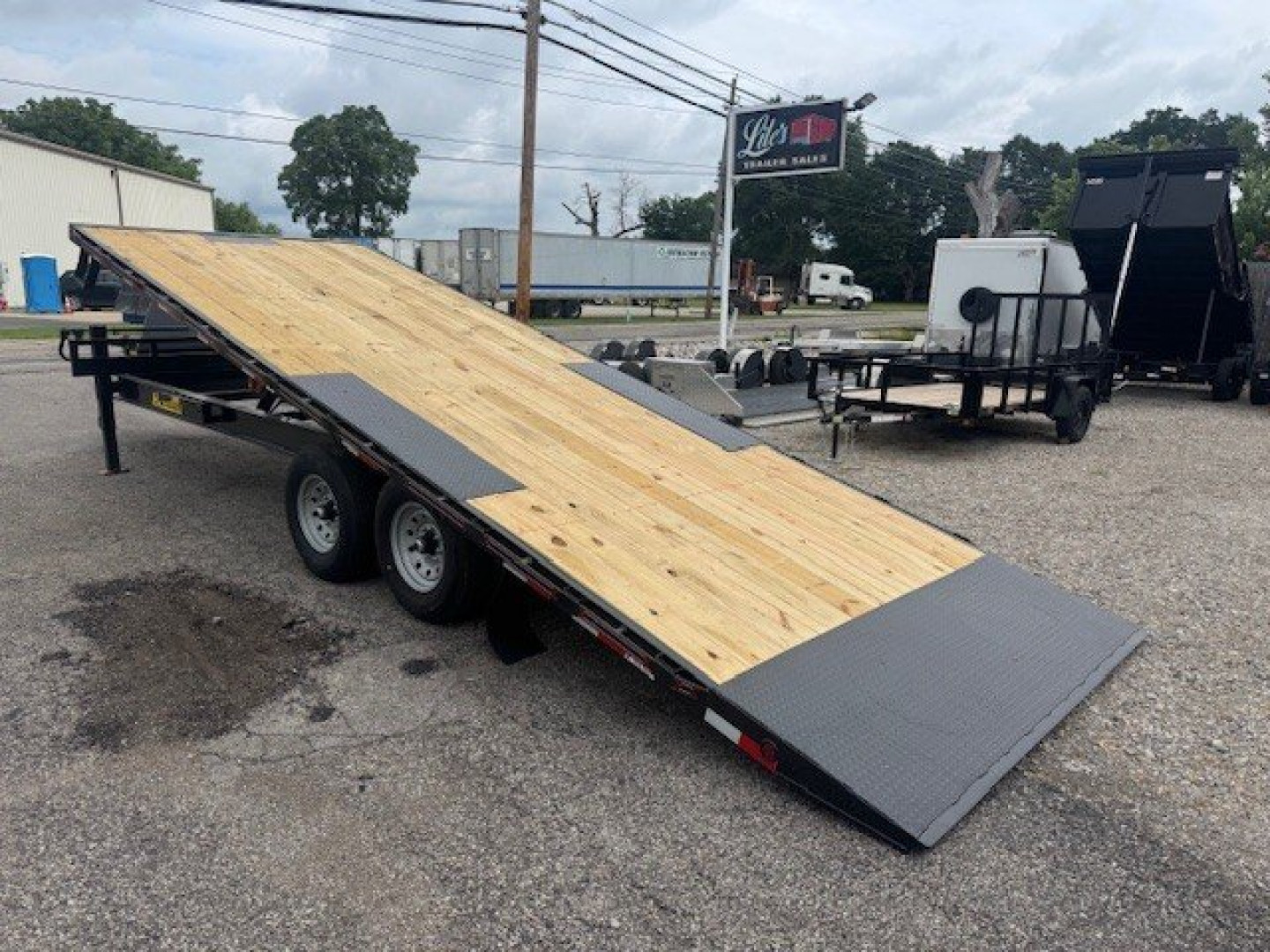 New 2025 Diamond T 102x24 Tilt 14K Tilt Trailer