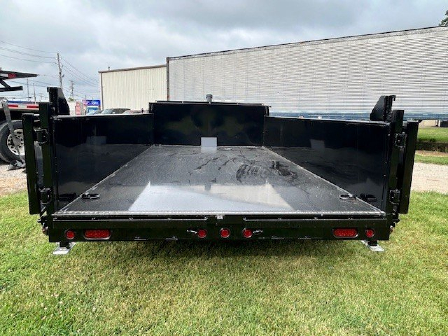 New 2025 Diamond T 83x14 14K Telescopic w/ Hydraulic Jack Dump Trailer