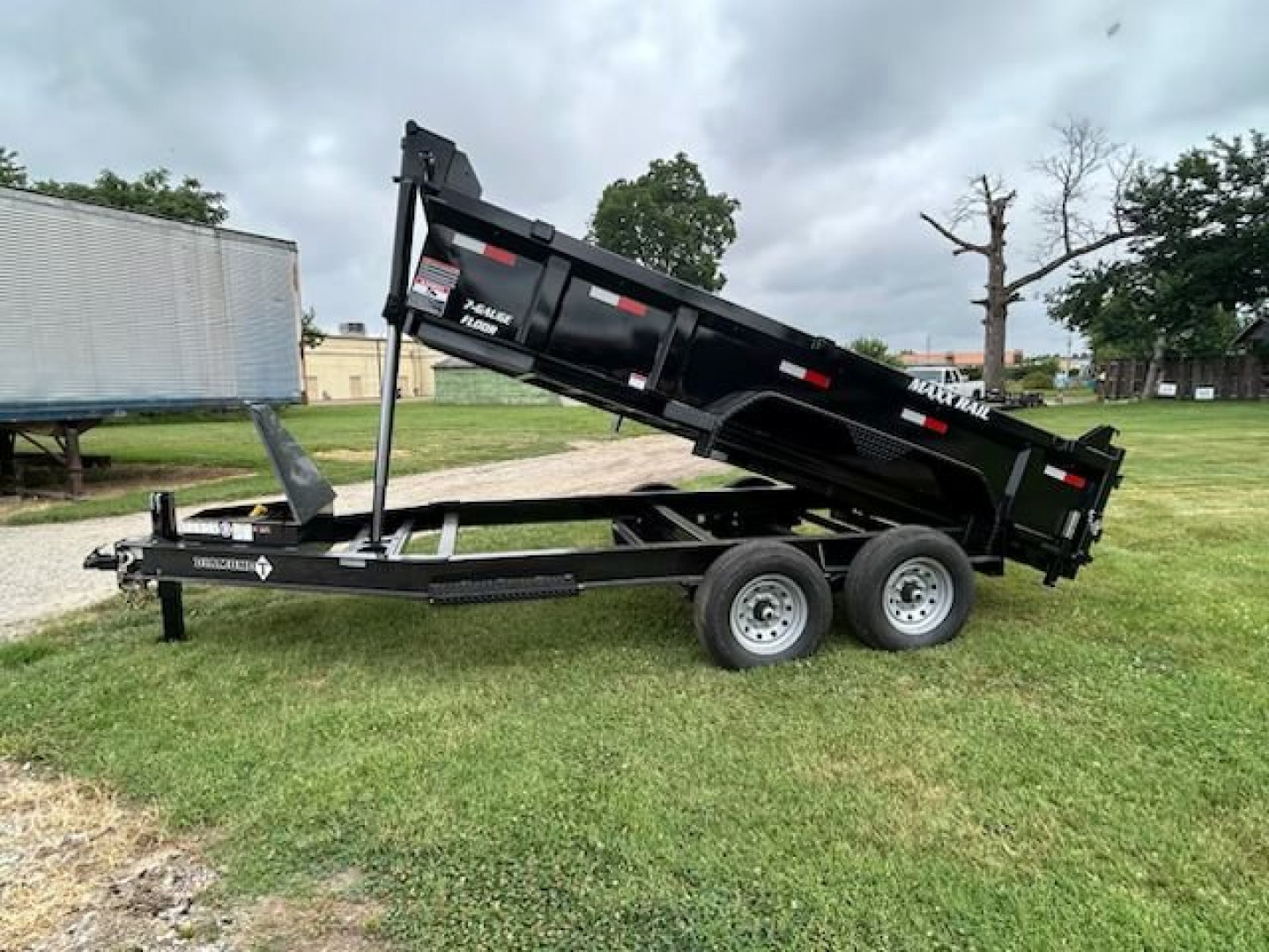 New 2025 Diamond T 83x14 14K Telescopic w/ Hydraulic Jack Dump Trailer