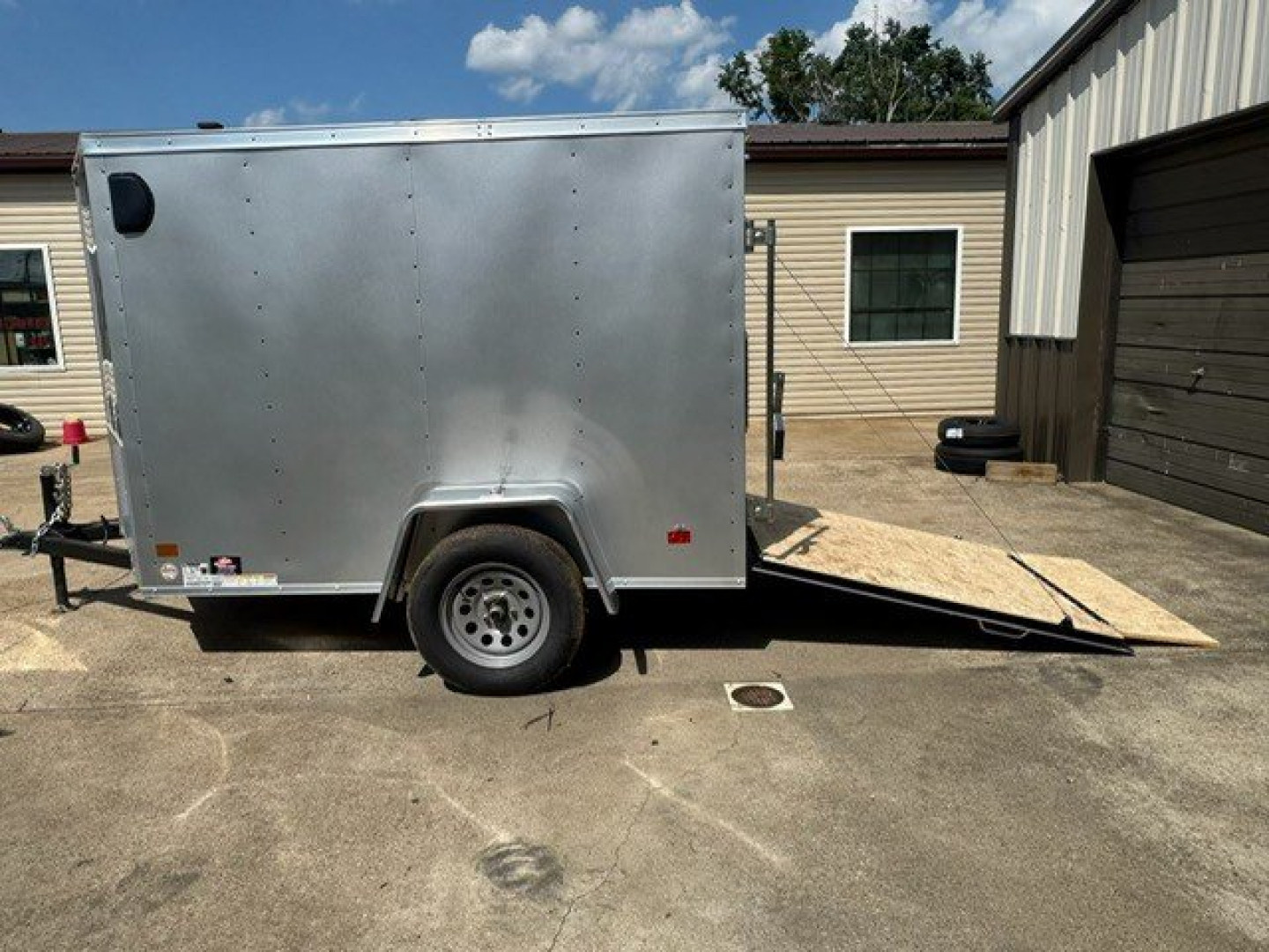 New 2025 Darkhorse Cargo 5x8 1500 Series 5'6" Tall