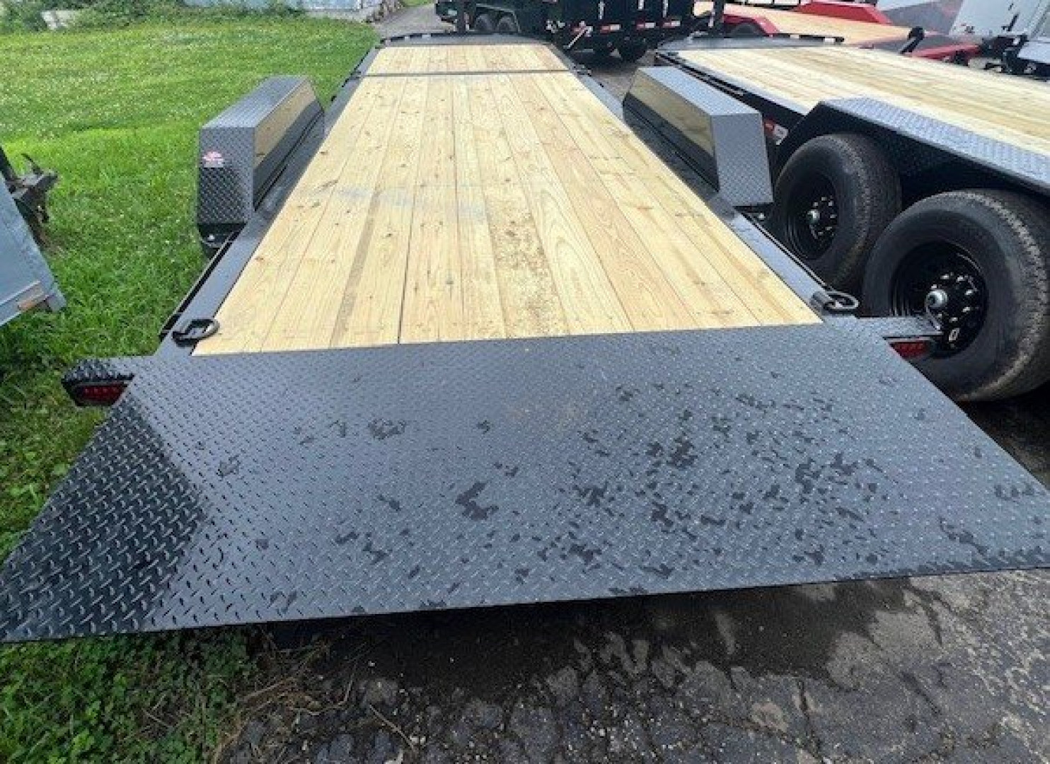 New 2025 Liberty Trailers 83x22 (16+6) 14k Rated Split Deck