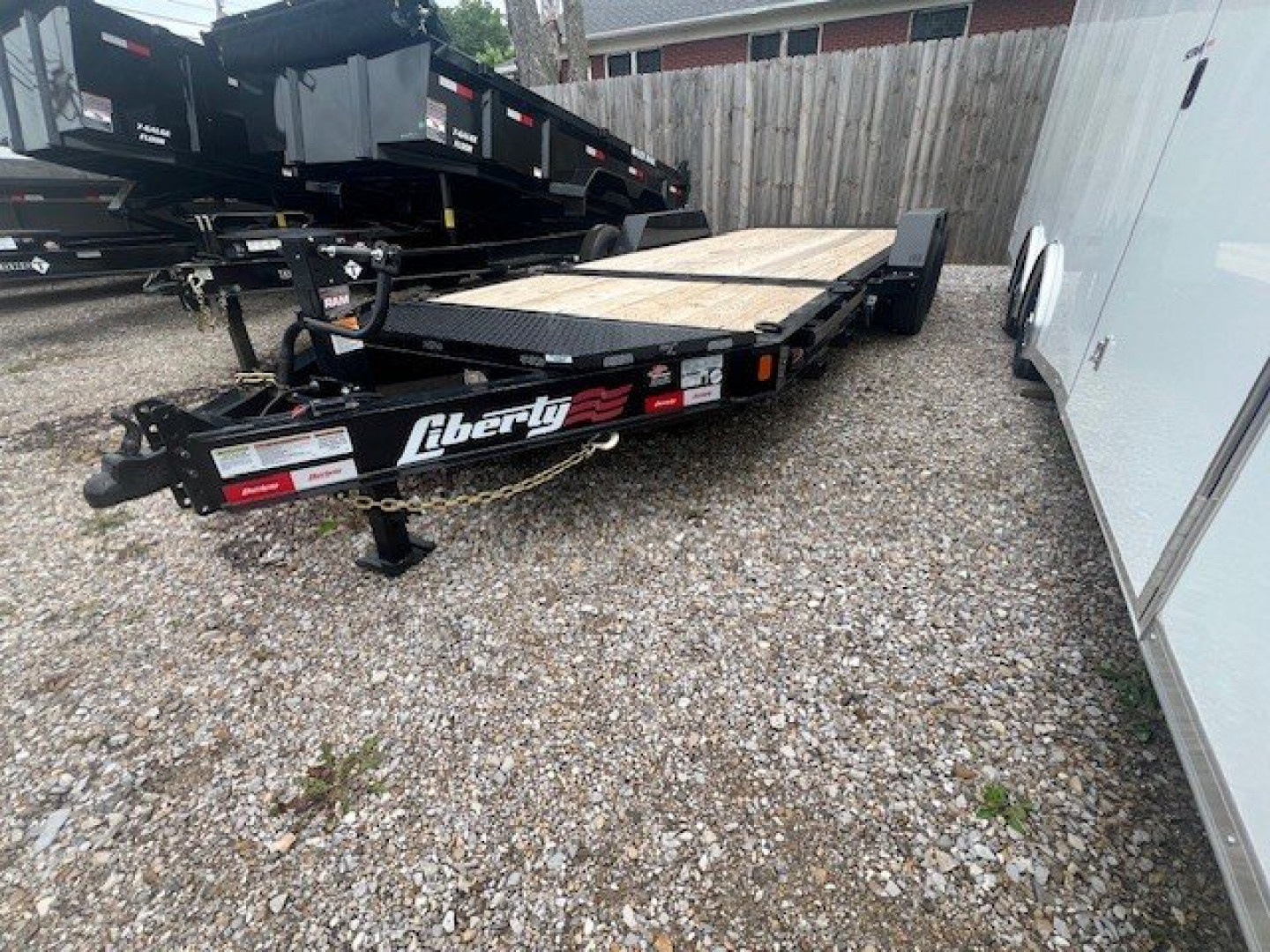New 2025 Liberty Trailers 83x20 (16+4) 14k Rated Split Deck