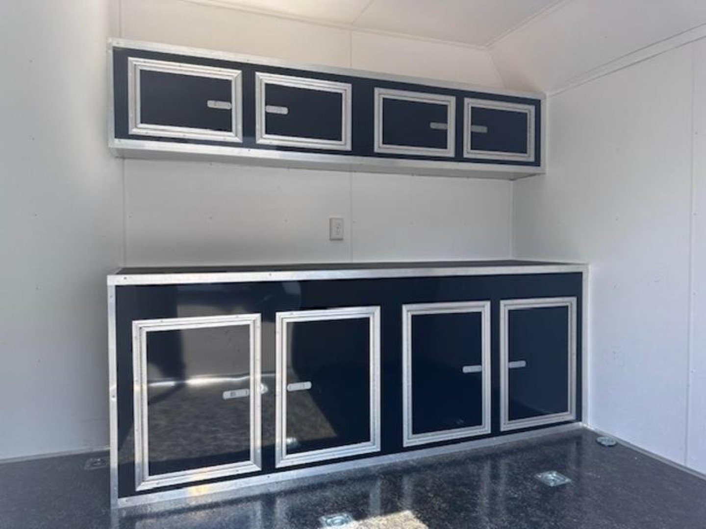 New 2022 8.5x28 Vintage Race Trailer