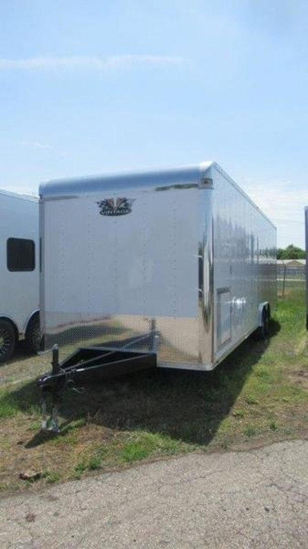 New 8.5x28 Vintage Race Trailer OL828
