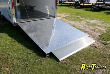 New 2022 8.5x28 Vintage Race Trailer OL828
