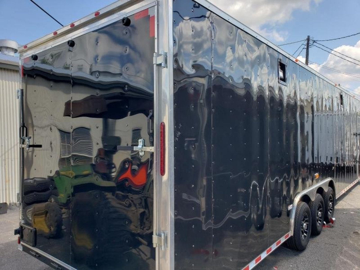 New 8.5 x 34 TR3 Car / Racing Trailer