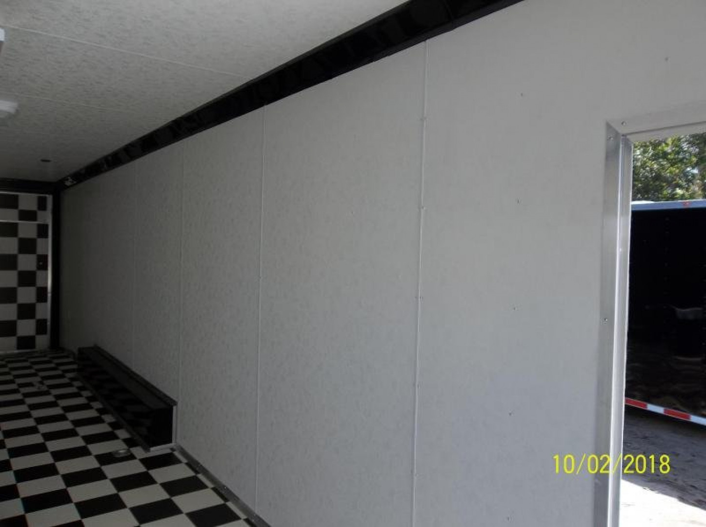 New 8.5 x 34 TR3 Car / Racing Trailer