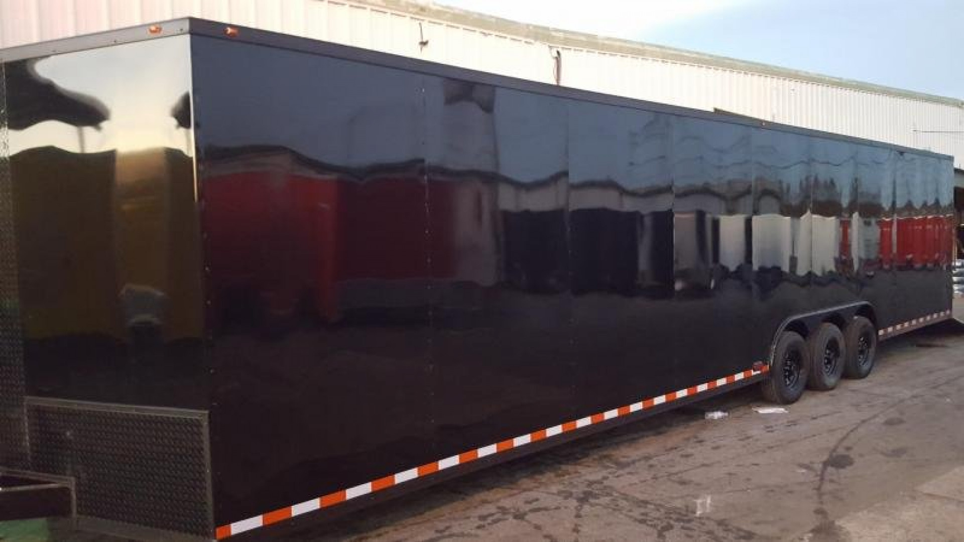 New 8.5 x 34 TR3 Car Hauler