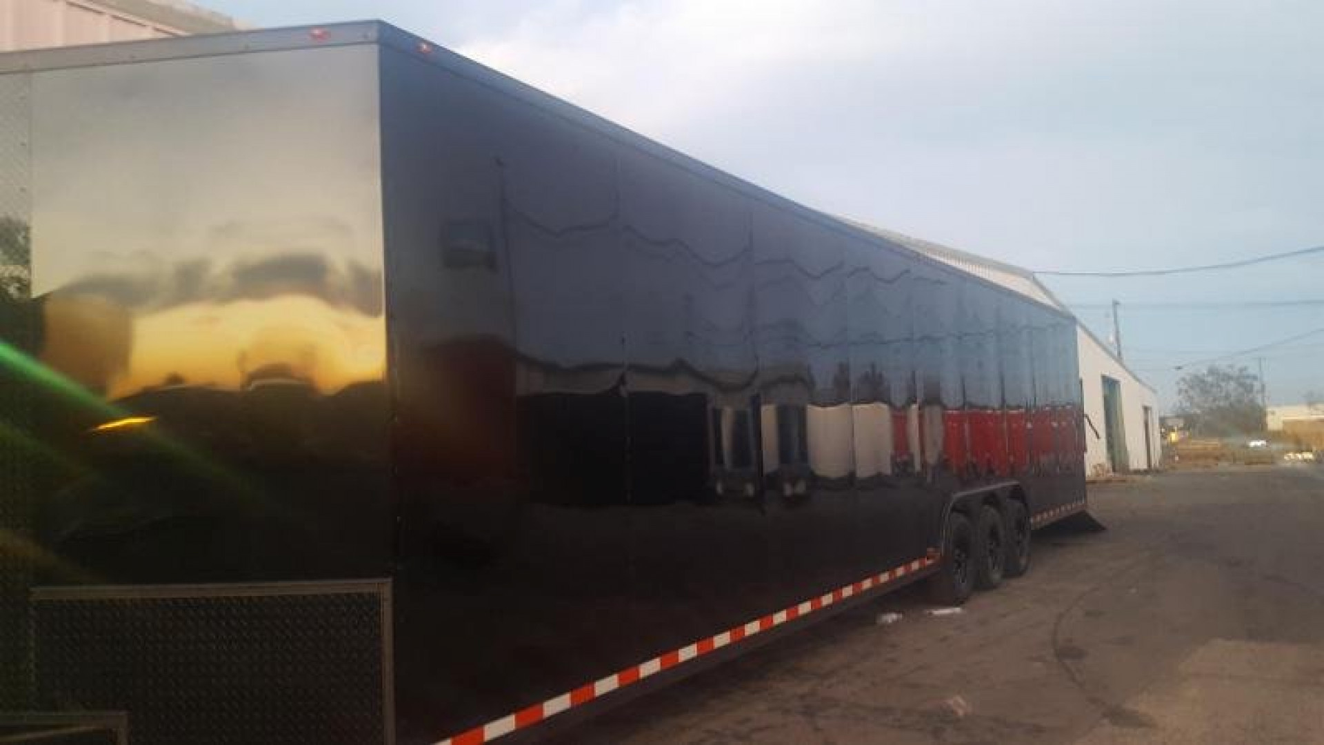 New 8.5 x 34 TR3 Car Hauler