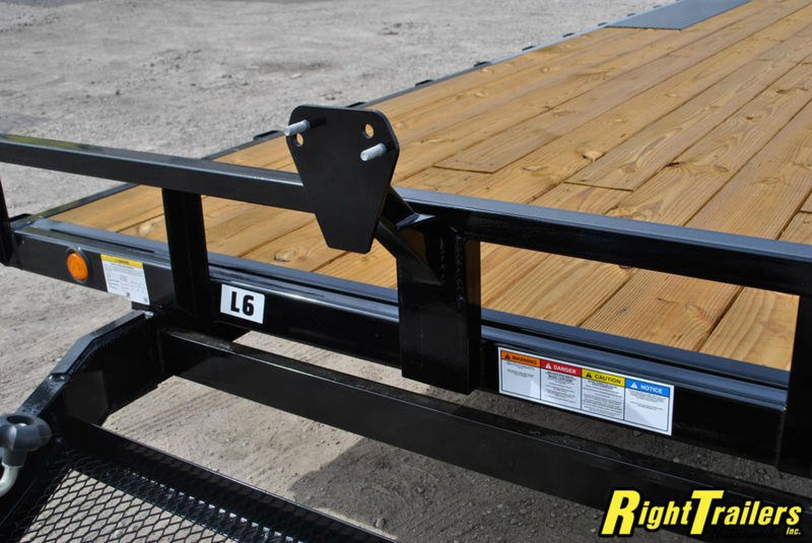 New 2023 8.5x24 PJ Deckover Equipment Trailer