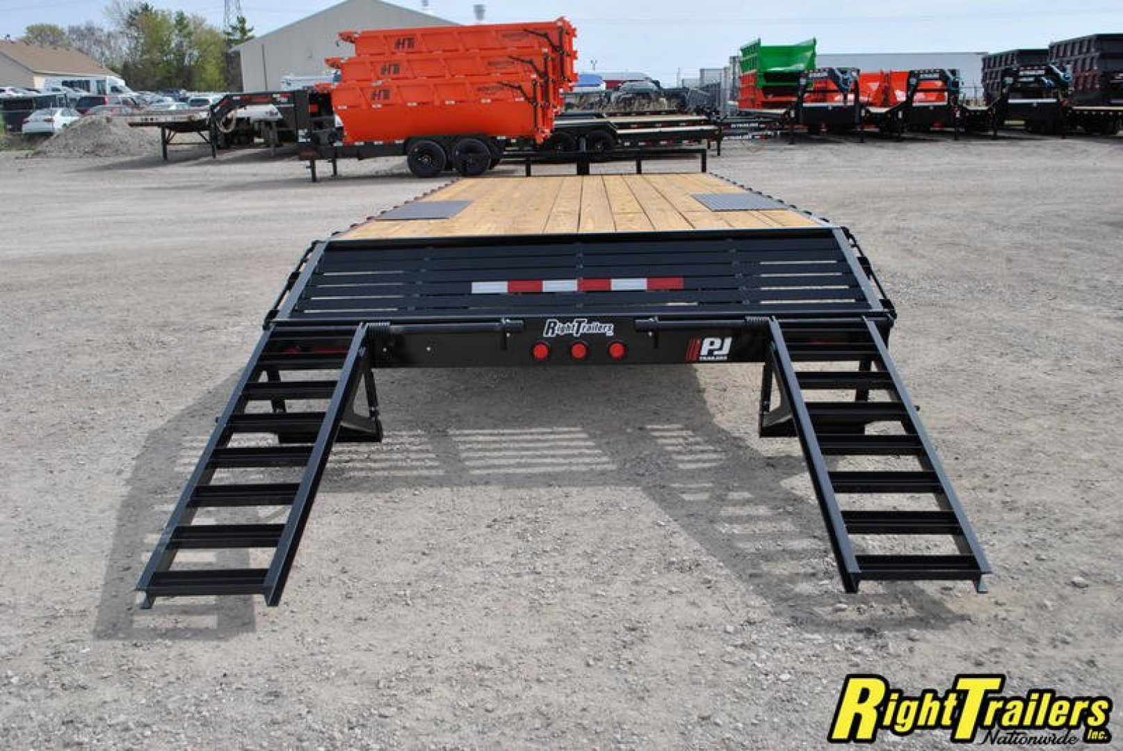 New 2023 8.5x24 PJ Deckover Equipment Trailer