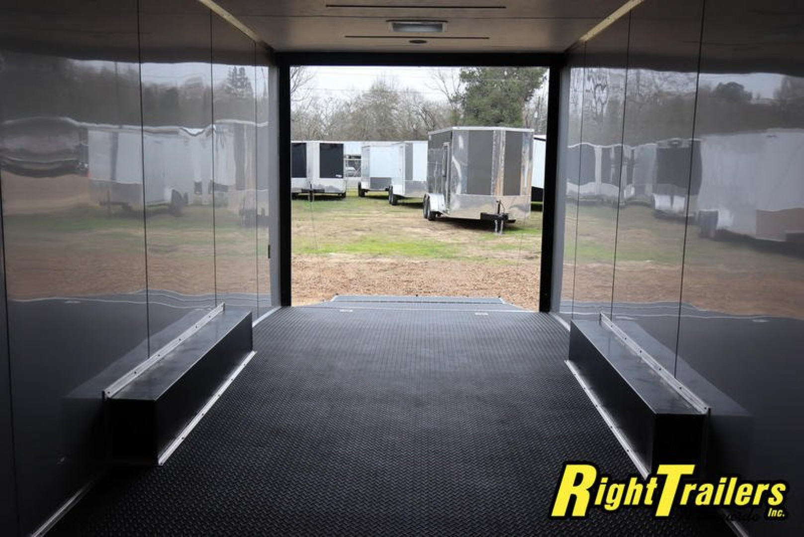 New 2023 8.5x24 Continental Cargo Trailer