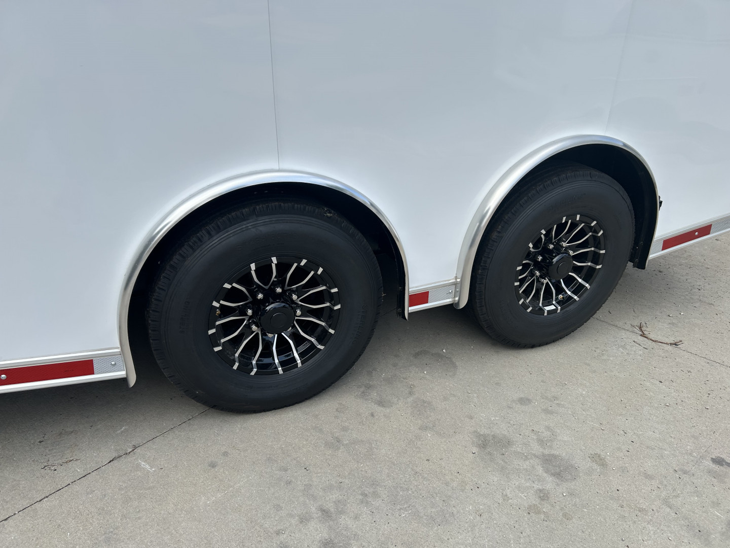 New 2025 United Trailers UXT-8.516TA70 Cargo / Enclosed Trailer