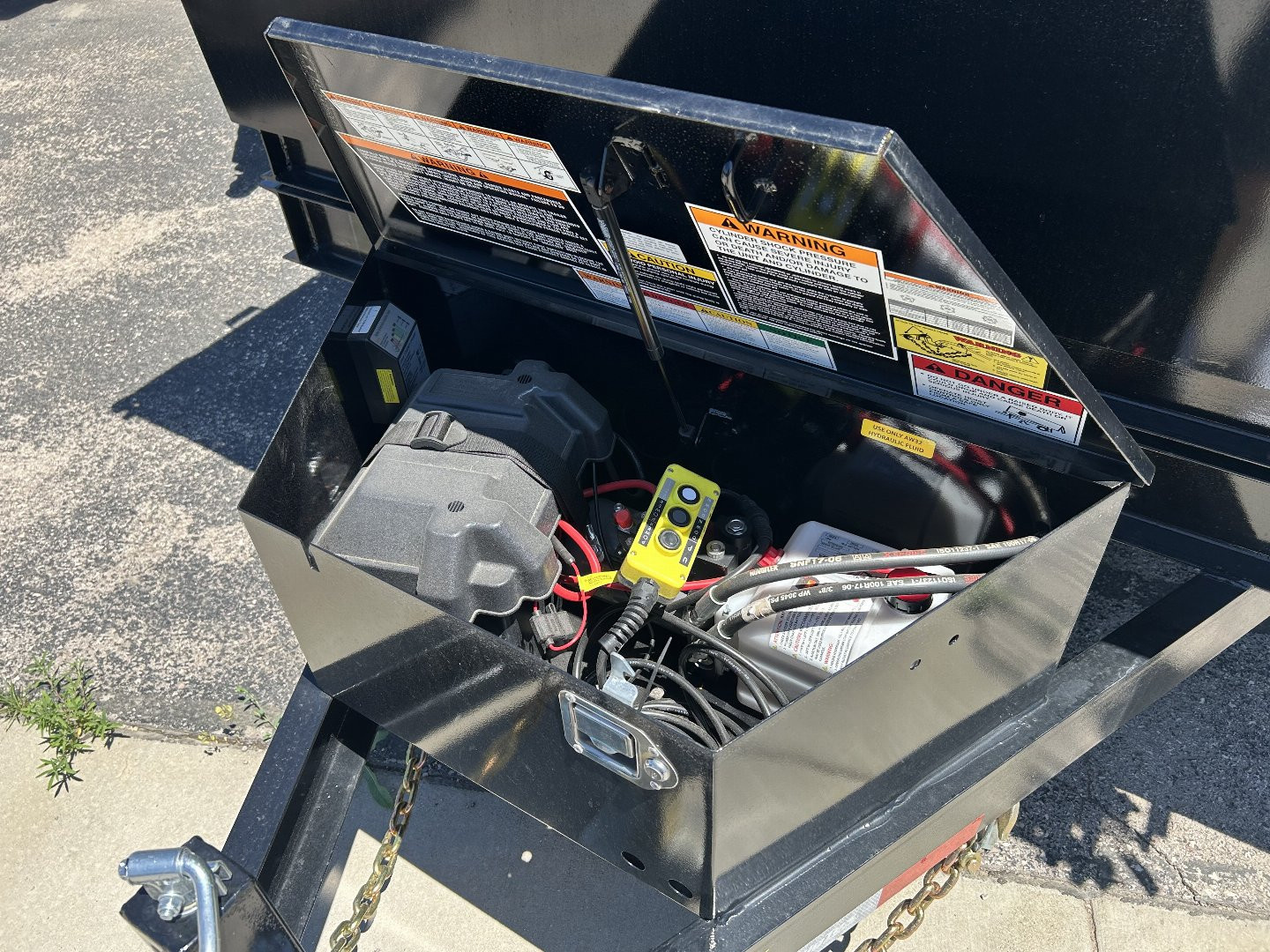 New 2026 Big Tex Trailers 14LX-14C2A-BK Dump Trailer