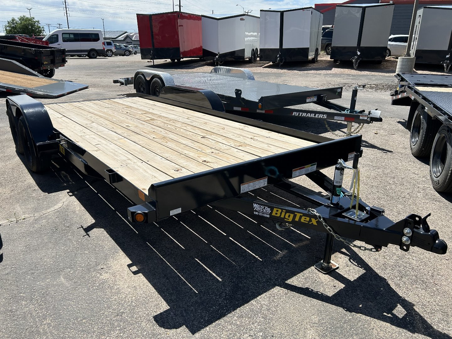 New 2025 Big Tex Trailers 70CH-18BKDT2B Car Hauler