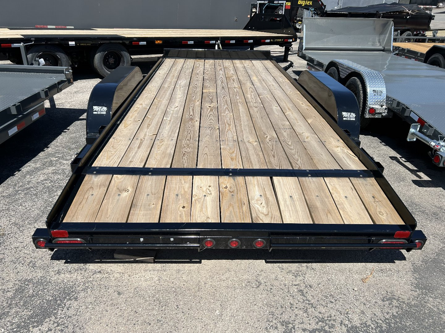 New 2025 Big Tex Trailers 70CH-20BKDT2B Car Hauler