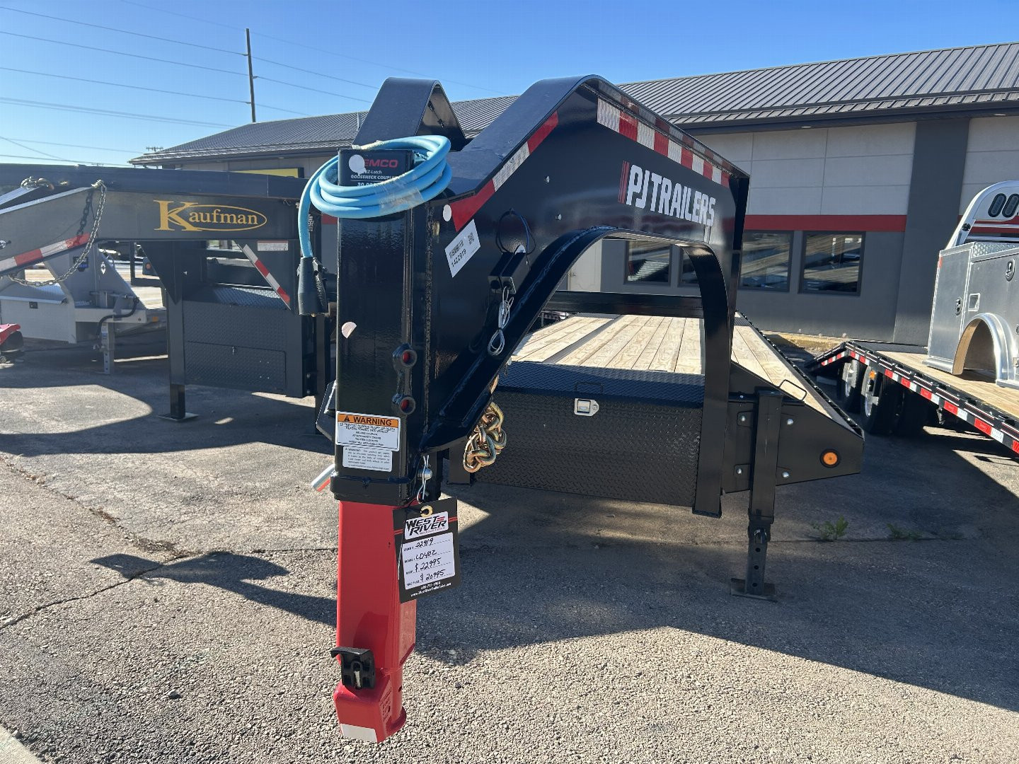 New 2025 PJ Trailers LD352 Flatbed Trailer