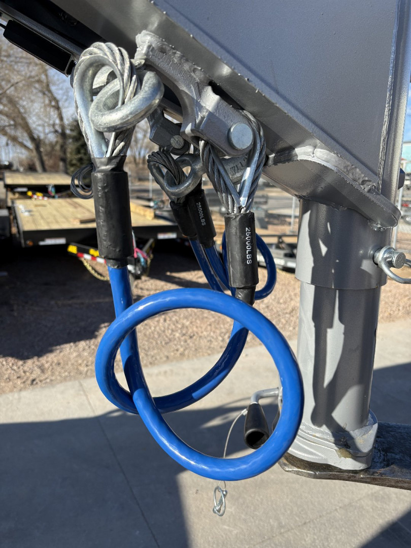 New 2025 Diamond C Trailers FMAX210 MR 25X102 Flatbed Trailer