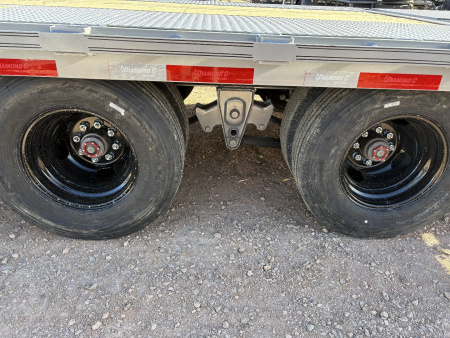 New 2025 Diamond C Trailers FMAX210 MR 25X102 Flatbed Trailer