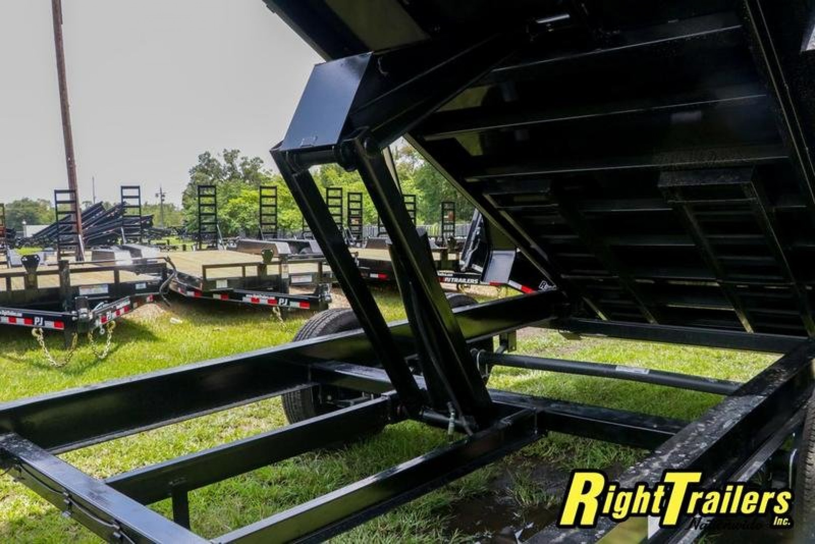 New 2023 7x16 Big Tex Dump Trailer 14LP-16BK6SIRPD