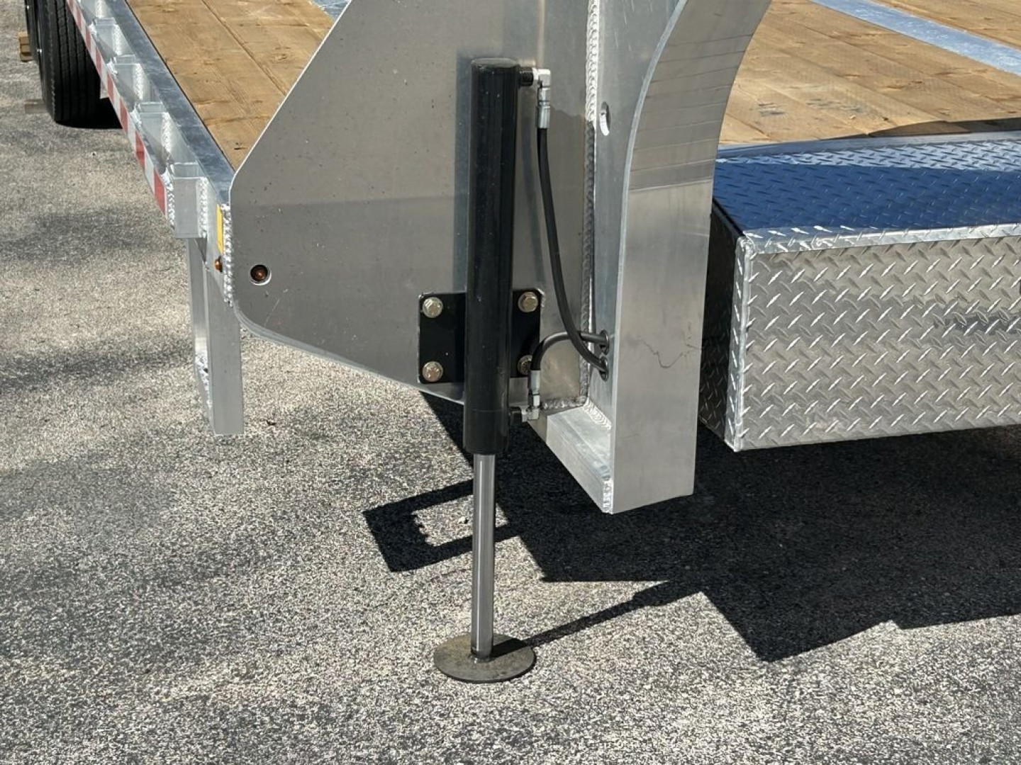 New 2024 NORDTEK DO102X25-24K GN Flatbed Trailer