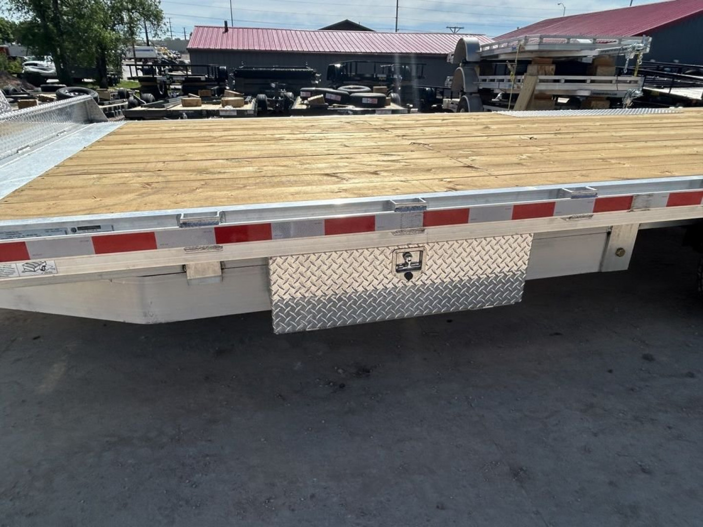 New 2024 NORDTEK DOT102X24-14K TILT Trailer