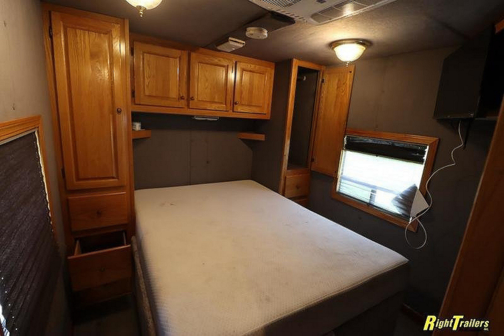 Used 2000 GMC MOTORCOACH