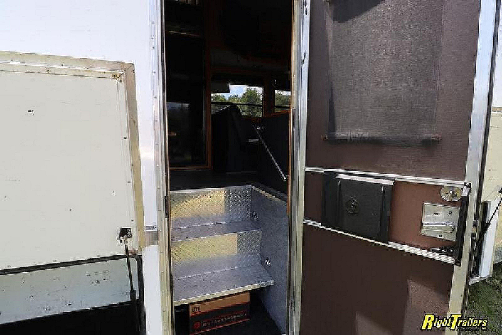 Used 2000 GMC MOTORCOACH