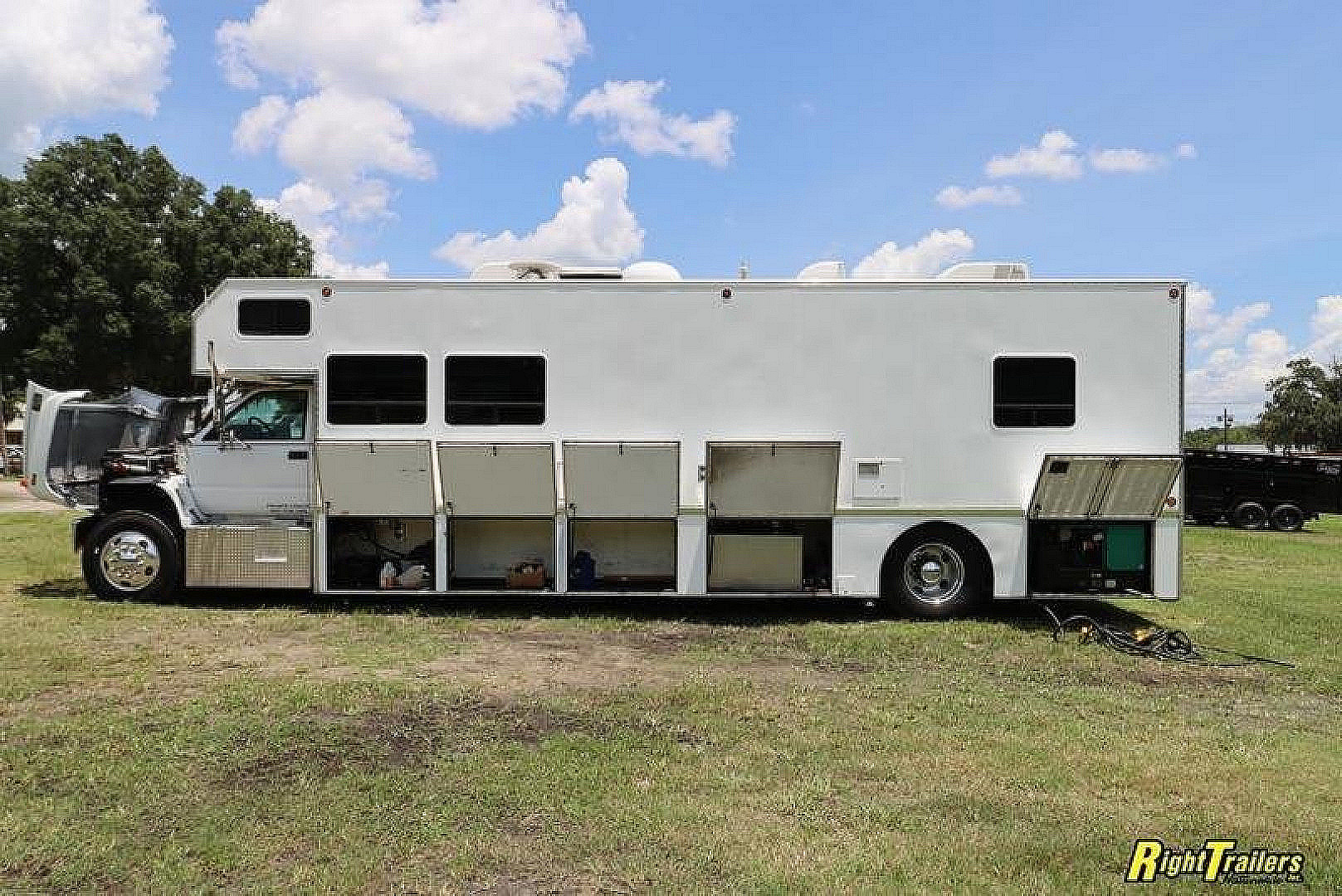 Used 2000 GMC MOTORCOACH