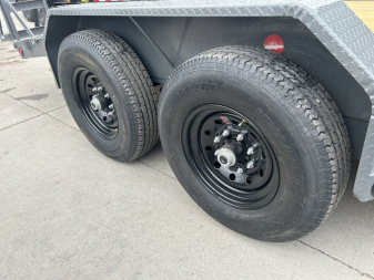 New 2024 PJ Trailers 6" Channel Equipment (CC) 18' Equipment Trailer